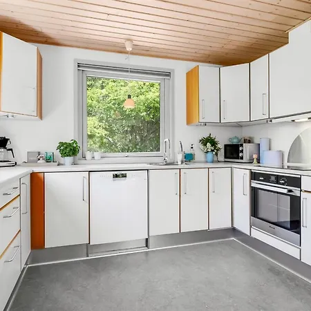 Semesterbostad Flor - 900m From The Sea By Interhome Ebeltoft